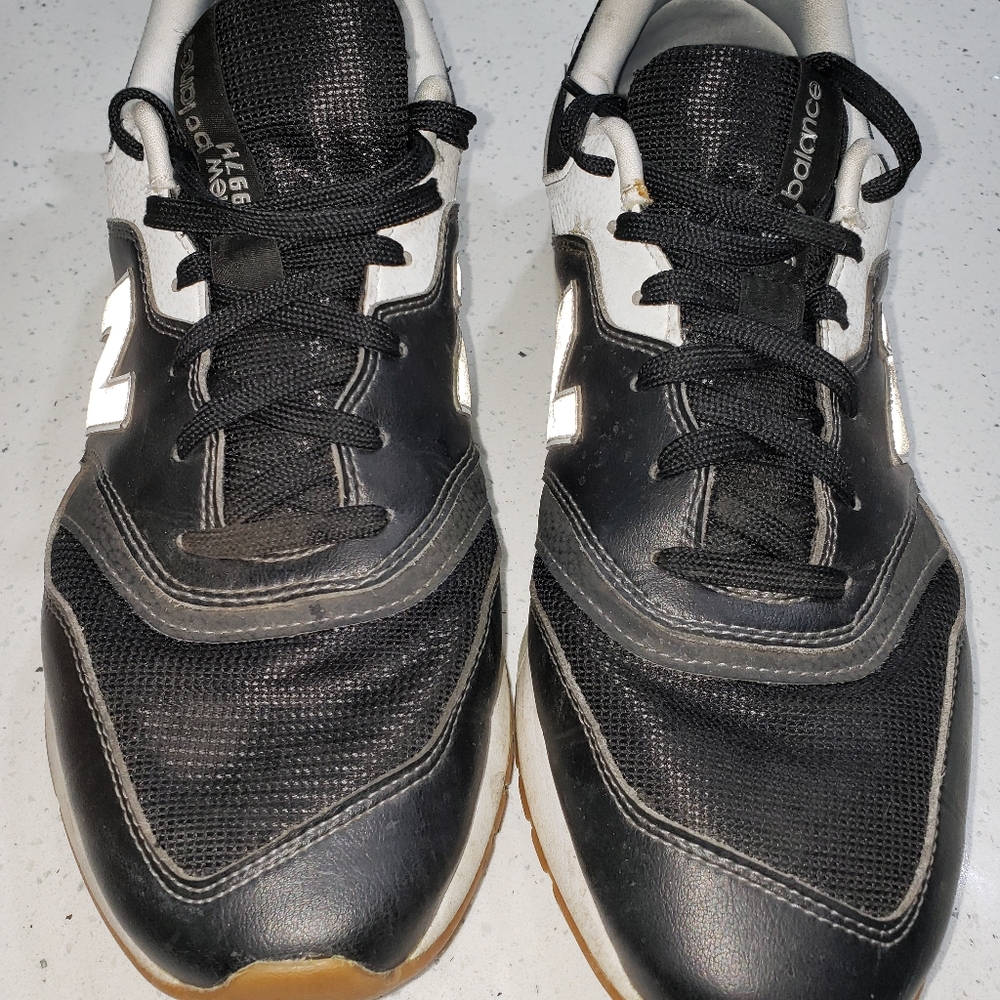 New Balance cross trainers 997H